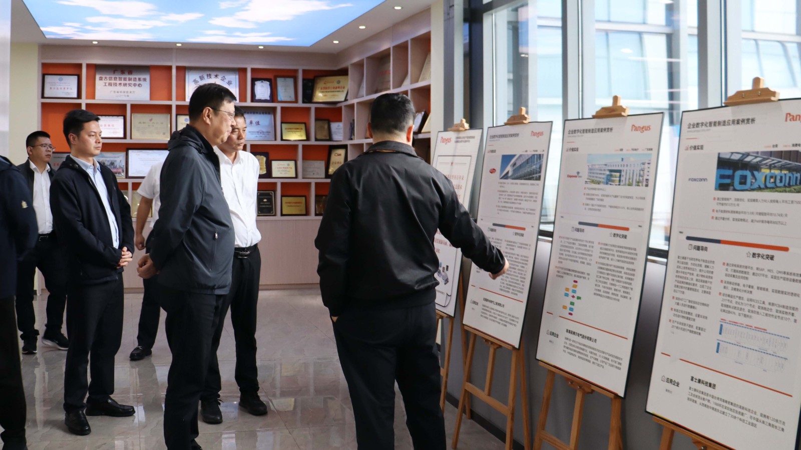 1761287824624039730.jpg IMG_5280.jpg